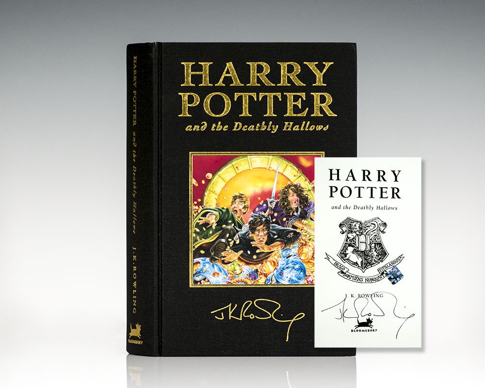 Harry Potter Series Complete Deluxe Set. Harry Potter and the Philosopher's Stone, Chamber of Secrets, Prisoner of Azkaban, Goblet of Fire, Order of the Phoenix, The Half-Blood Prince, and The Deathly Hallows