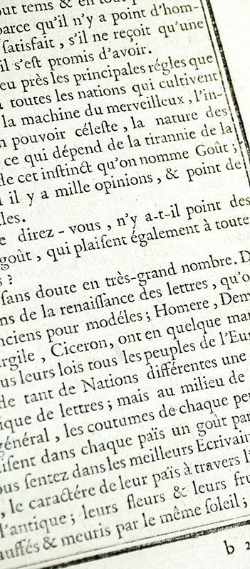 La Henriade avec des Variantes et des Notes. Et l'Effai sur le Poëme Epique