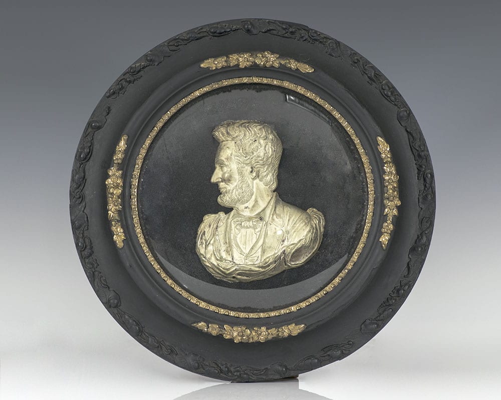 Abraham Lincoln Relief Bust.