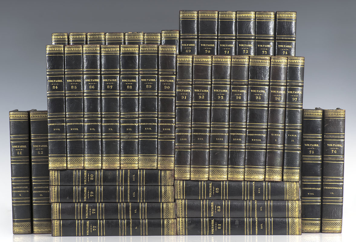 Oeuvres Complètes De Voltaire avec des Remarques et des Notes Historiques, Scientifiques, et Literaires Par Mm. Auguis, Clogenson, Daunou, Etc