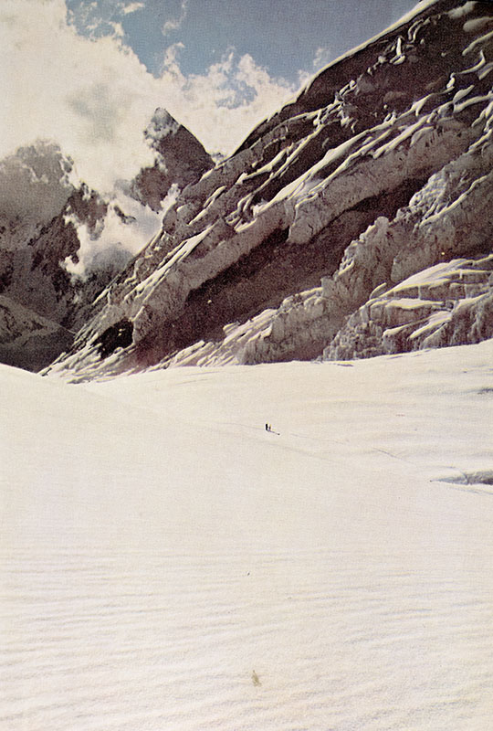 South Col: One Man's Adventure on the Ascent of Everest 1953.