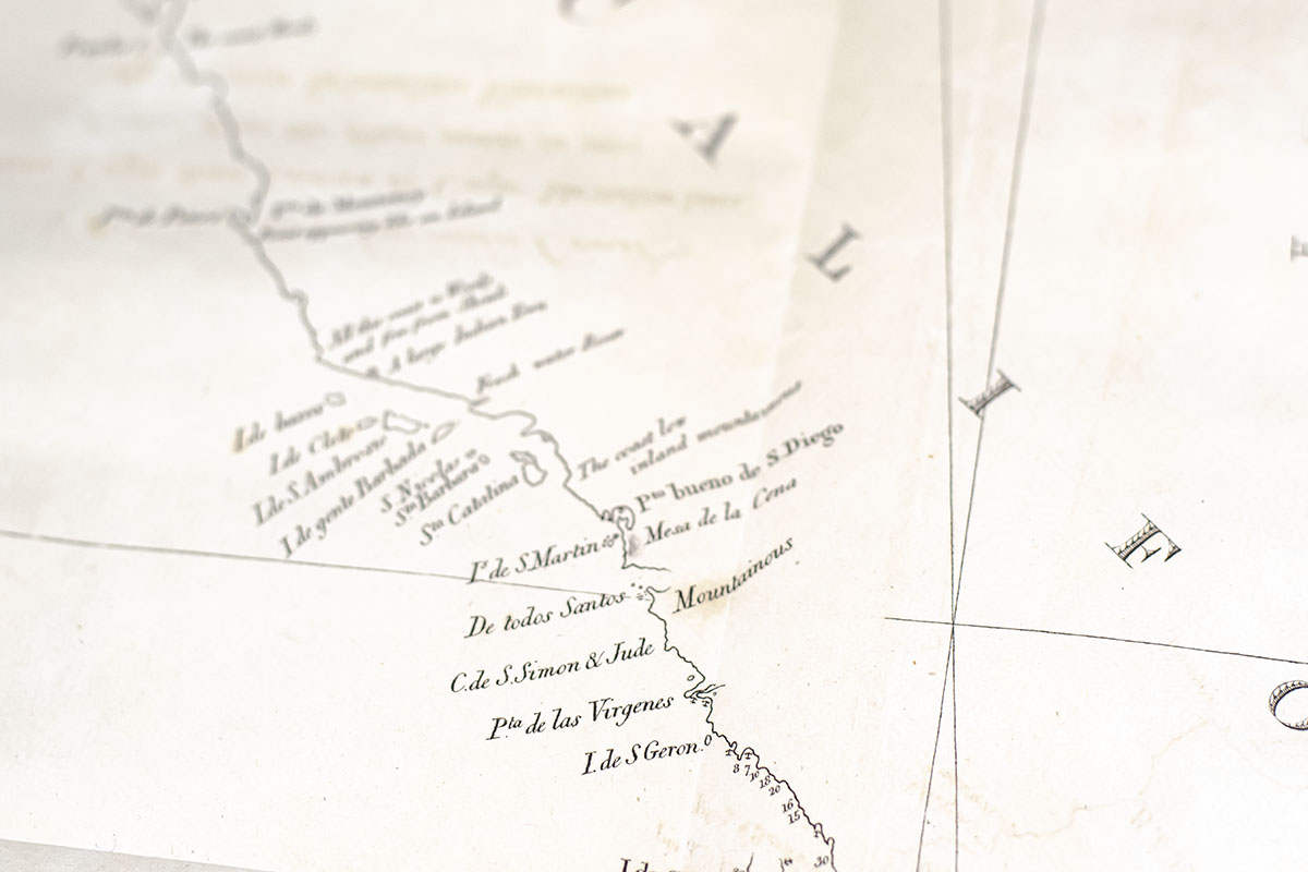 A Chronological History of the Discoveries in the South Sea or Pacific Ocean. Illustrated with Charts.