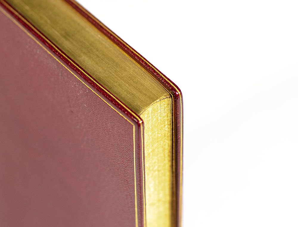 Grey Eminence: A Study in Religion and Politics.