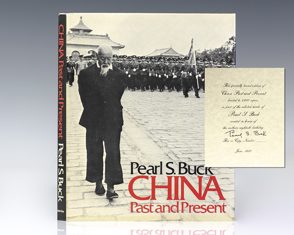 China Past and Present: Buck, Pearl: 9780381982126: : Books