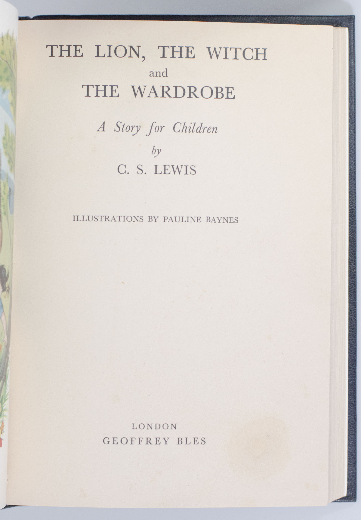 The Chronicles of Narnia Set: The Lion, the Witch and The Wardrobe, Prince Caspian, The Voyage of the Dawn Treader, The Silver Chair, The Horse and His Boy, The Magician's Nephew, The Last Battle.