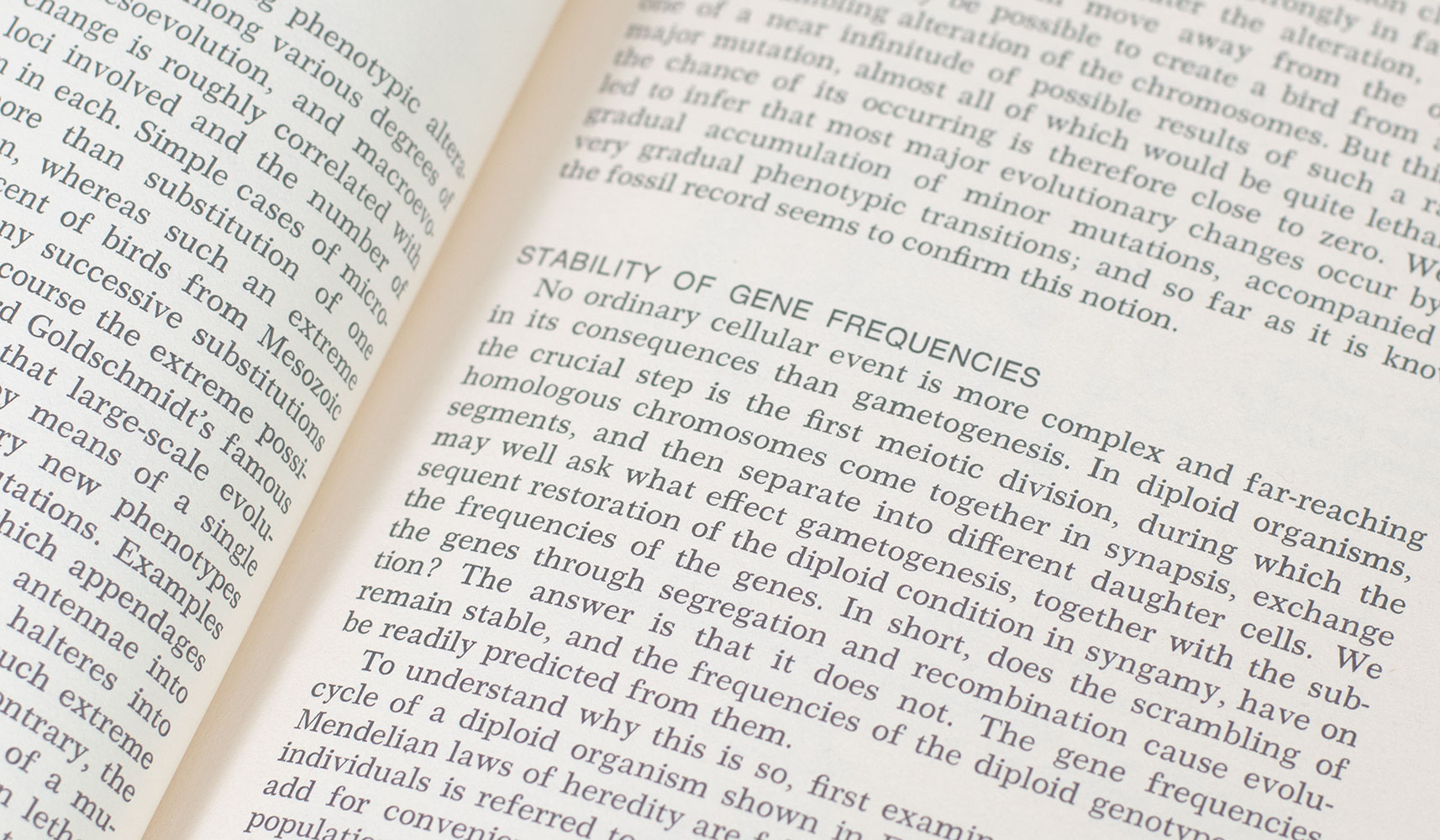 A Primer of Population Biology.