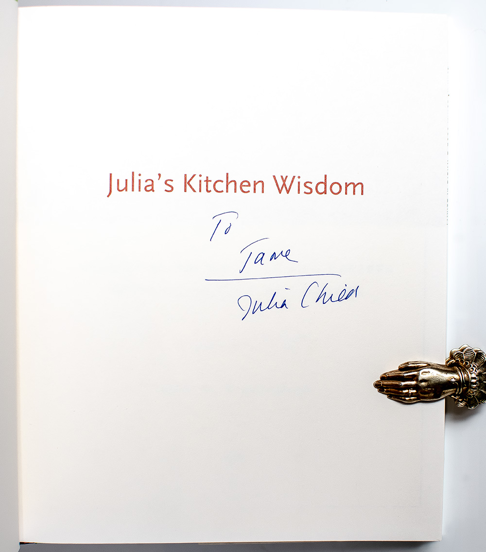 Julia's Kitchen Wisdom Essential Techniques And Recipes From A Lifetime Of Cooking.
