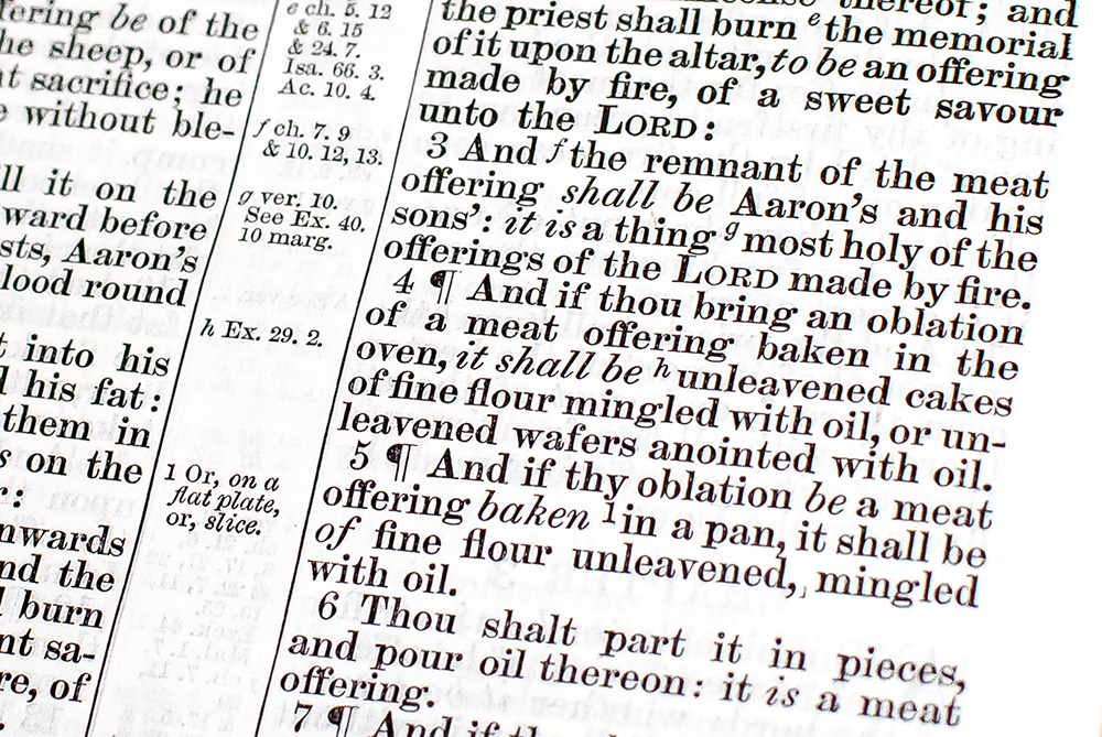 The Holy Bible Containing the Old and New Testaments: Translated Out of the Former Tongues; And With the Former Translations Diligently Compared and Revised, By His Majesty's Special Command.