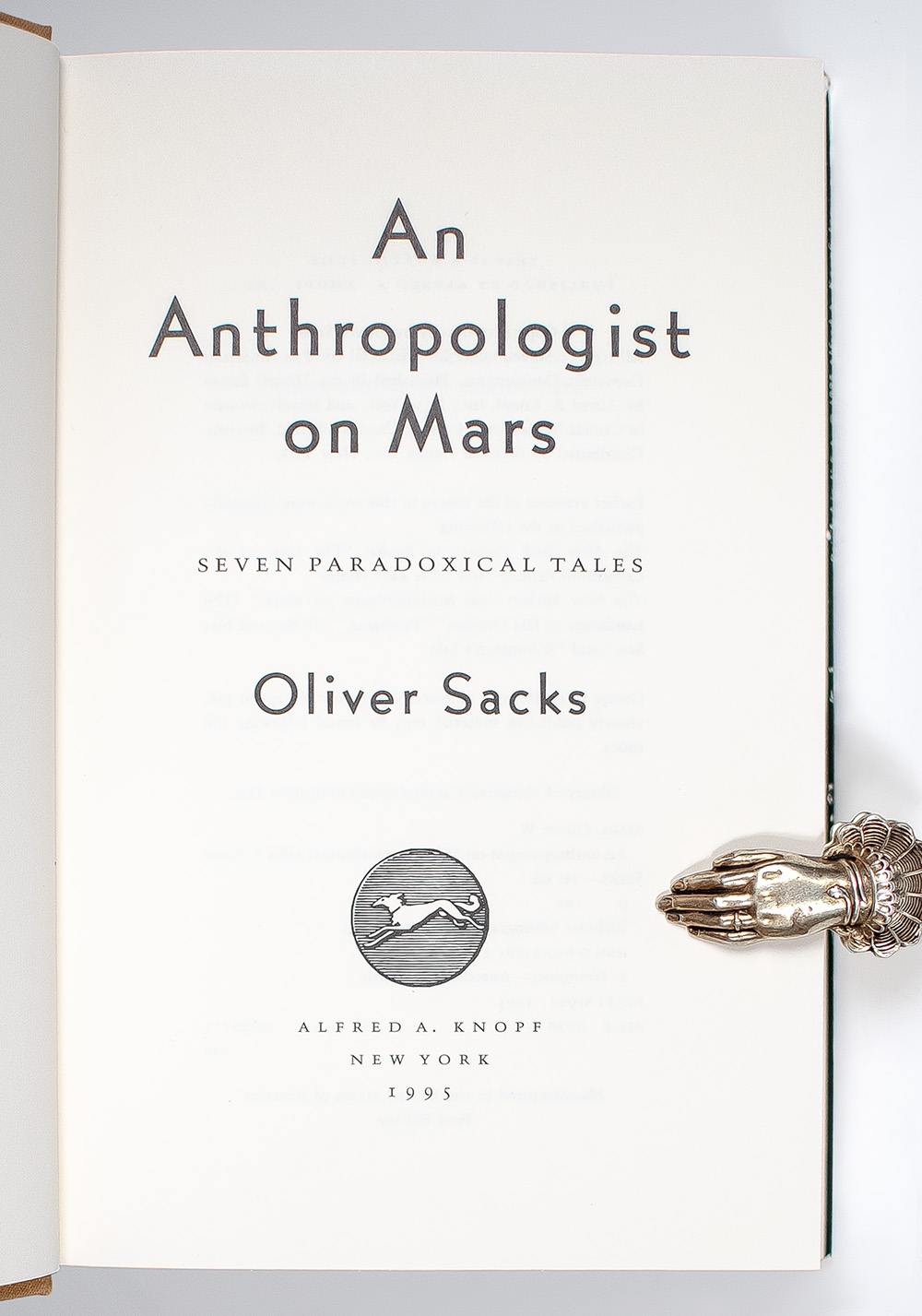 An Anthropologist on Mars: Seven Paradoxical Tales.