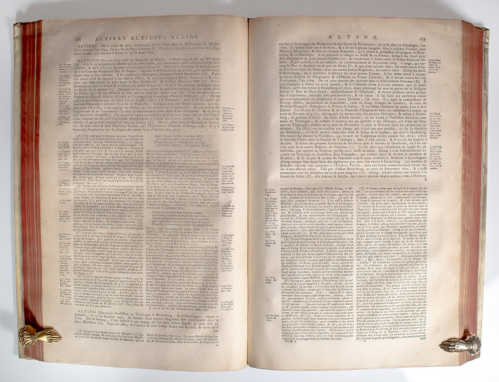 Dictionaire Historique Et Critique, Par Mr. Pierre Bayle.