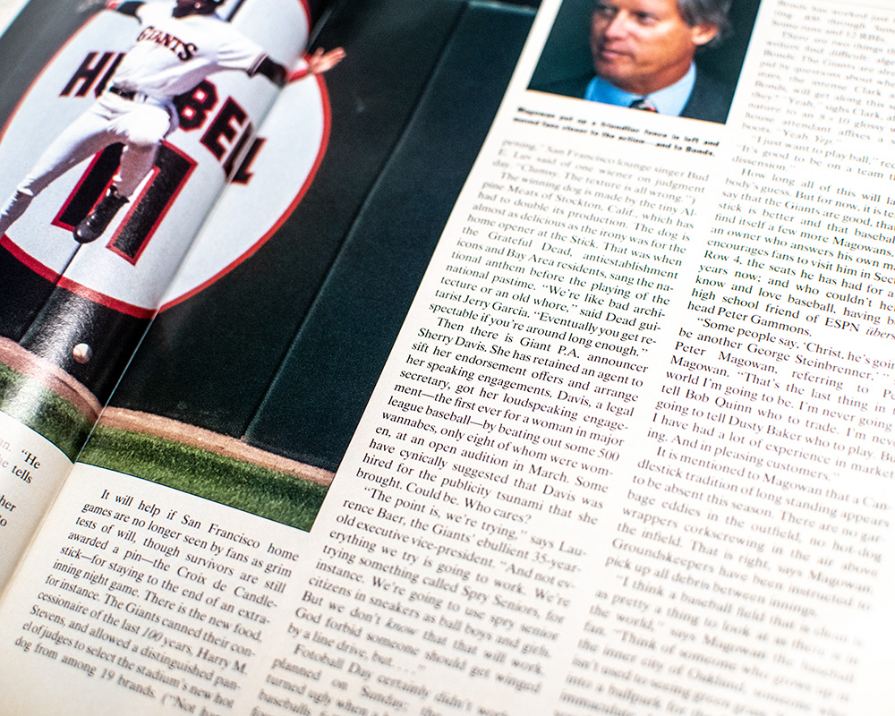 Joe Montana Signed Sports Illustrated.