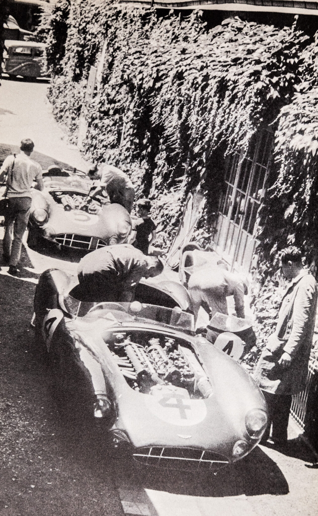 Le Mans: The Behind-the-Scenes Story of the Big Race.