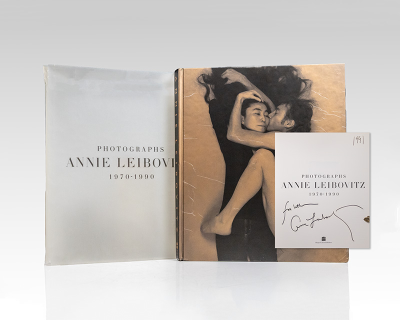 Photographs: Annie Leibovitz 1970-1990. - Raptis Rare Books | Fine